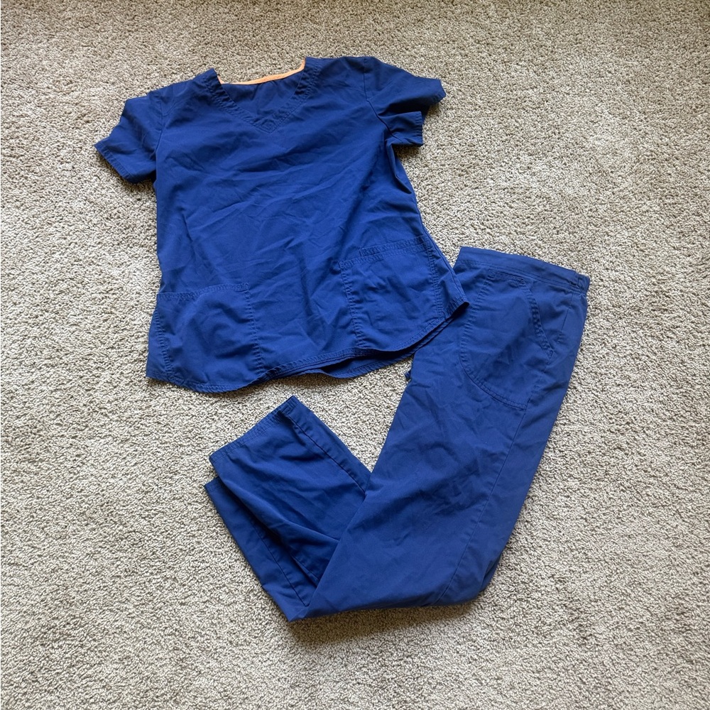 Blue scrubs size M